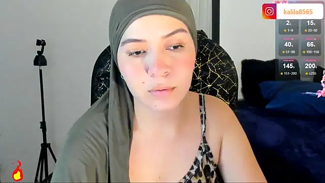 MatchedEyebrow online show from 03-19-26, 08:35