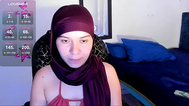 Snapshot of MatchedEyebrow chatting on 06-21-26, 11:18 MatchedEyebrow online show from 06-21-26, 11:18