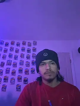 Snapshot of RolandoAmbrocio chatting on 03-18-26, 03:09 RolandoAmbrocio online show from 03-18-26, 03:09