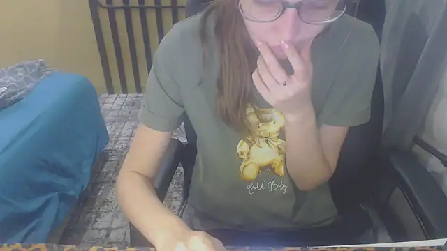 Snapshot of Laco-cO chatting on 11-06-25, 07:37 Laco-cO online show from 11-06-25, 07:37