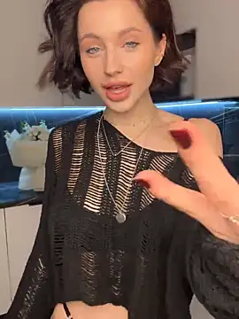 Snapshot of Camilla_Railian chatting on 01-04-25, 08:16 Camilla Railian online show from 01-04-25, 08:16