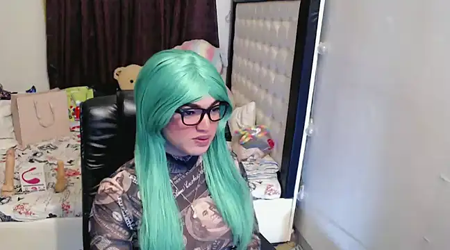 Goddess Sarah online show from 12-27-24, 06:10