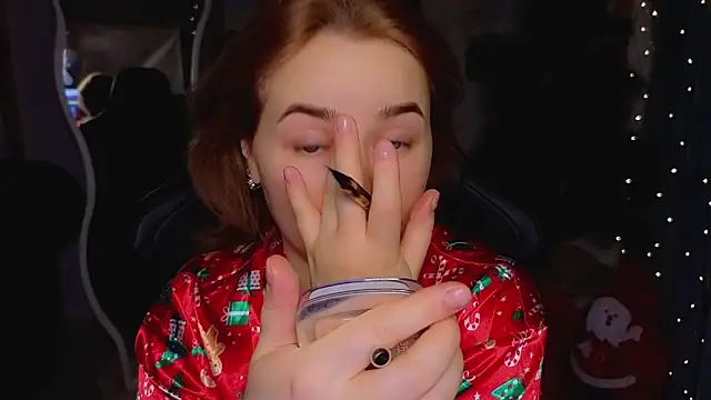 Mira Mermayd online show from 12-05-25, 01:14