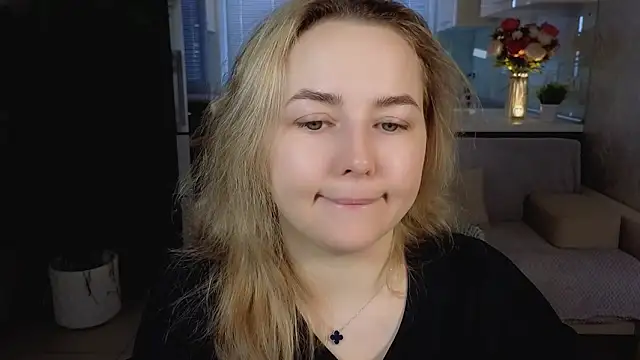 Mira Mermayd online show from 04-12-26, 01:32