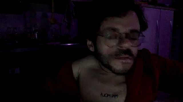 Dirtywheels online show from 12-27-24, 01:11