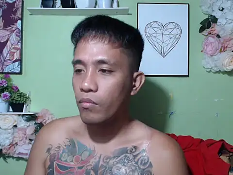 Snapshot of Thyler08 chatting on 02-26-26, 05:39 Thyler08 online show from 02-26-26, 05:39
