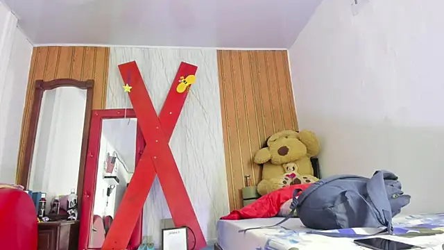 Lunastar02 online show from 04-12-26, 01:49