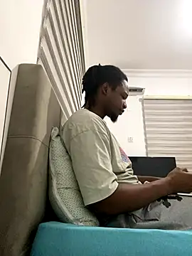 Snapshot of finefinance chatting on 09-20-25, 07:15 finefinance online show from 09-20-25, 07:15