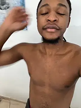 Snapshot of finefinance chatting on 09-23-25, 05:21 finefinance online show from 09-23-25, 05:21