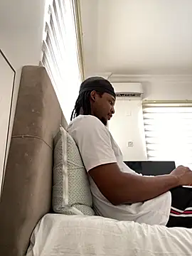 Snapshot of finefinance chatting on 11-01-25, 06:48 finefinance online show from 11-01-25, 06:48