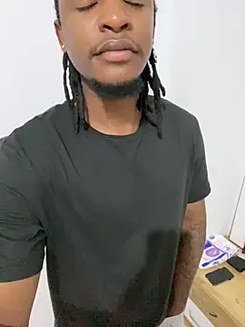 Snapshot of finefinance chatting on 11-06-25, 07:04 finefinance online show from 11-06-25, 07:04