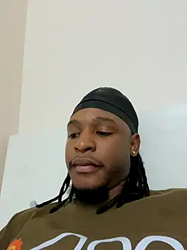 Snapshot of finefinance chatting on 11-14-25, 05:50 finefinance online show from 11-14-25, 05:50