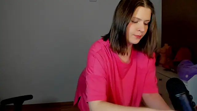 TinniAngel online show from 03-05-25, 06:23