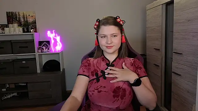 TinniAngel online show from 09-30-25, 05:29