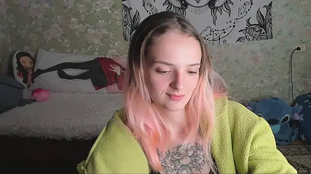 Cutie Adelia online show from 09-29-25, 04:45