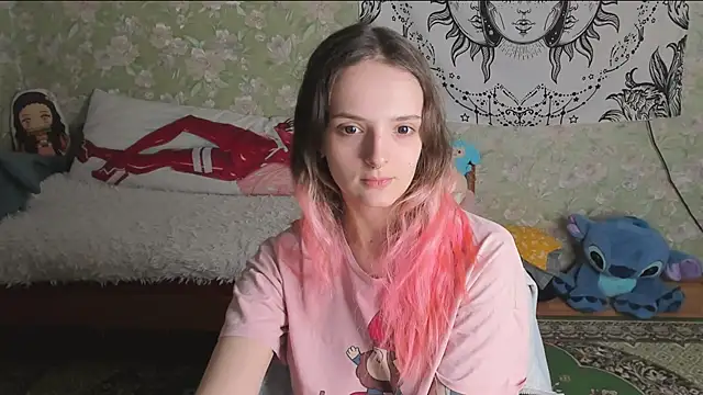 Cutie Adelia online show from 04-12-26, 11:59