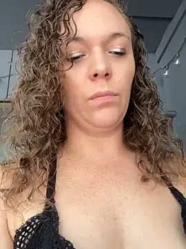 AuroraSummers online show from 09-15-25, 02:39