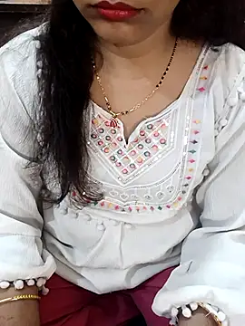 Diya 143 online show from 10-18-25, 05:32