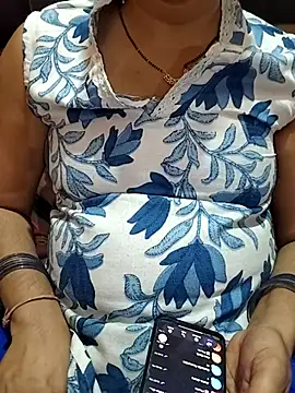 Snapshot of Diya_143 chatting on 06-14-26, 05:59 Diya 143 online show from 06-14-26, 05:59