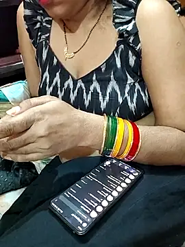 Snapshot of Diya_143 chatting on 06-23-26, 05:55 Diya 143 online show from 06-23-26, 05:55
