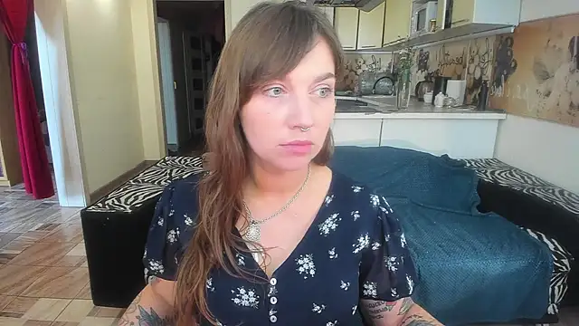 StacyTigerr online show from 07-09-26, 01:15