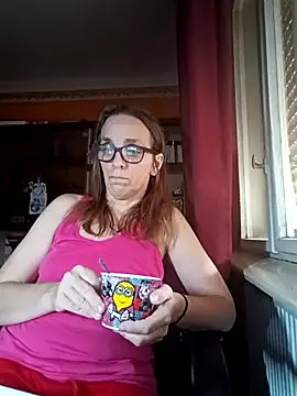 Snapshot of Dettybitch40 chatting on 09-10-25, 07:30 Dettybitch40 online show from 09-10-25, 07:30