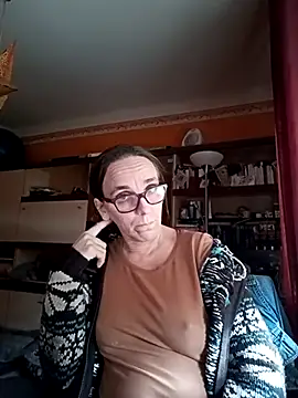 Snapshot of Dettybitch40 chatting on 10-09-25, 01:31 Dettybitch40 online show from 10-09-25, 01:31