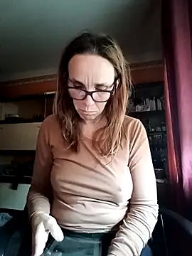 Snapshot of Dettybitch40 chatting on 10-11-25, 05:50 Dettybitch40 online show from 10-11-25, 05:50