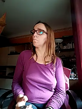 Snapshot of Dettybitch40 chatting on 11-03-25, 02:51 Dettybitch40 online show from 11-03-25, 02:51