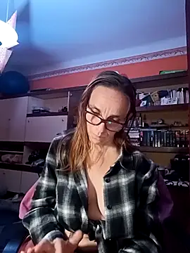 Snapshot of Dettybitch40 chatting on 11-06-25, 07:59 Dettybitch40 online show from 11-06-25, 07:59