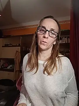 Snapshot of Dettybitch40 chatting on 11-19-25, 08:09 Dettybitch40 online show from 11-19-25, 08:09