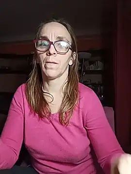 Snapshot of Dettybitch40 chatting on 12-03-25, 03:54 Dettybitch40 online show from 12-03-25, 03:54