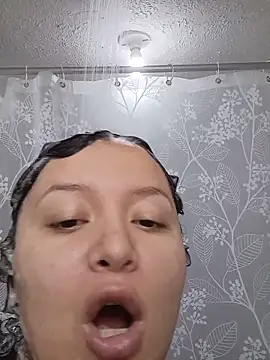 Snapshot of Arisha34 chatting on 06-20-26, 07:38 Arisha34 online show from 06-20-26, 07:38