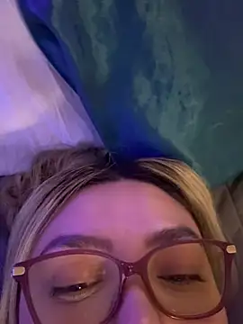 nativepumpkin95 online show from 02-25-25, 11:11