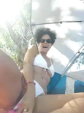 Snapshot of LightedWoman chatting on 01-09-25, 05:34 LightedWoman online show from 01-09-25, 05:34