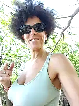 Snapshot of LightedWoman chatting on 03-11-25, 11:44 LightedWoman online show from 03-11-25, 11:44