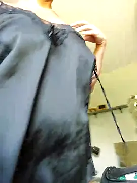 Snapshot of LightedWoman chatting on 09-22-25, 05:09 LightedWoman online show from 09-22-25, 05:09