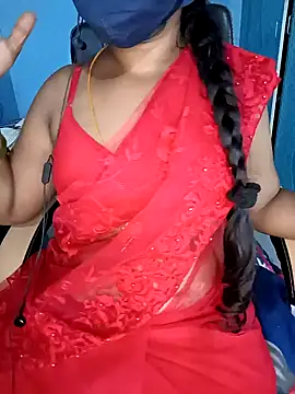 Snapshot of Tamil-hotwife chatting on 01-27-25, 07:03 Tamil-hotwife online show from 01-27-25, 07:03