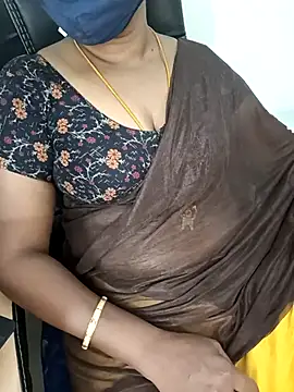 Snapshot of Tamil-hotwife chatting on 02-19-25, 05:05 Tamil-hotwife online show from 02-19-25, 05:05