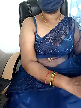 Snapshot of Tamil-hotwife chatting on 02-21-25, 04:07 Tamil-hotwife online show from 02-21-25, 04:07