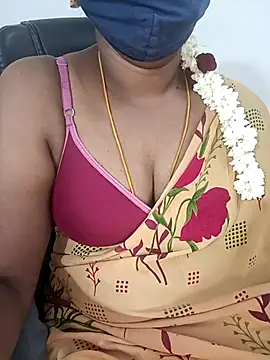 Snapshot of Tamil-hotwife chatting on 09-18-25, 04:14 Tamil-hotwife online show from 09-18-25, 04:14