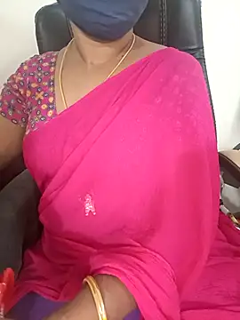 Snapshot of Tamil-hotwife chatting on 10-06-25, 06:11 Tamil-hotwife online show from 10-06-25, 06:11