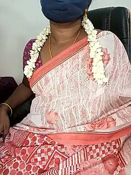 Snapshot of Tamil-hotwife chatting on 10-10-25, 05:01 Tamil-hotwife online show from 10-10-25, 05:01