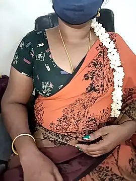 Snapshot of Tamil-hotwife chatting on 10-12-25, 06:18 Tamil-hotwife online show from 10-12-25, 06:18