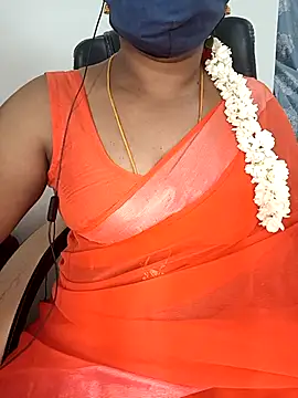 Snapshot of Tamil-hotwife chatting on 10-15-25, 04:51 Tamil-hotwife online show from 10-15-25, 04:51