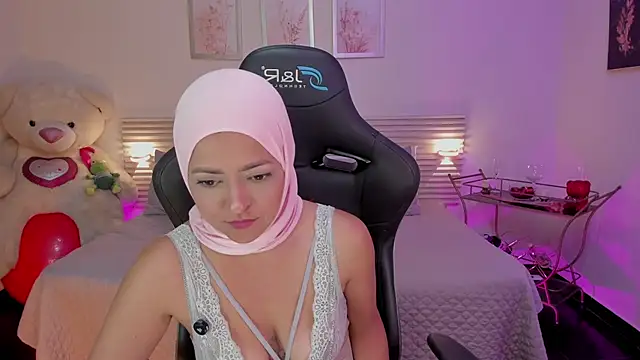 Snapshot of New_Arab_Kingdom chatting on 05-03-26, 03:40 New Arab Kingdom online show from 05-03-26, 03:40