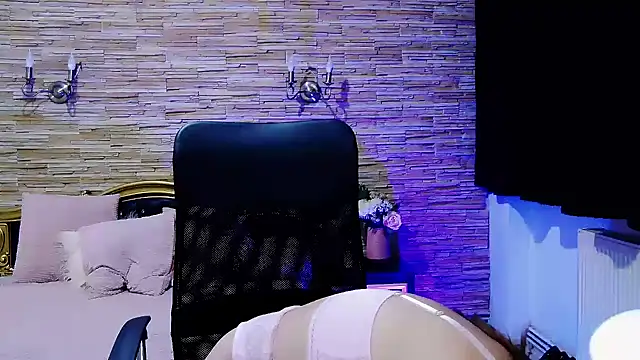 PlayfulElla online show from 01-28-25, 09:41