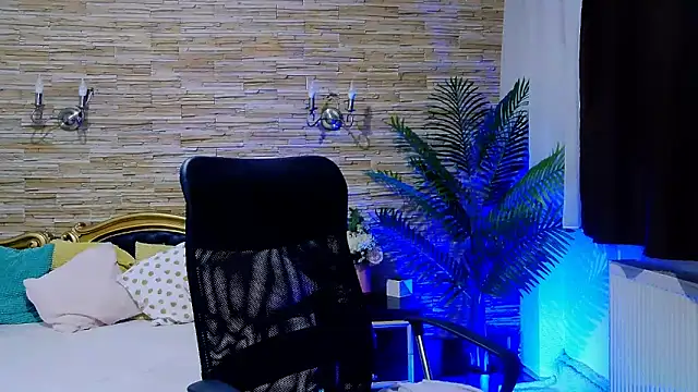 PlayfulElla online show from 03-22-25, 06:00