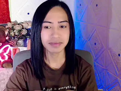 Snapshot of Lemonadexxx chatting on 12-23-24, 01:29 Lemonadexxx online show from 12-23-24, 01:29