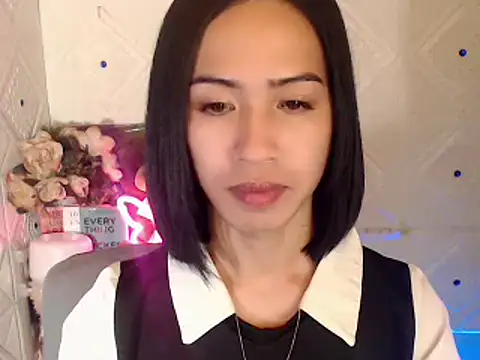 Snapshot of Lemonadexxx chatting on 02-27-25, 03:37 Lemonadexxx online show from 02-27-25, 03:37